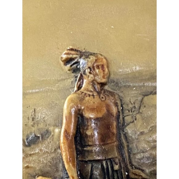 Antique IVOREX 1913 "The March Of Myles Standish" Wall Plaque With Hanger - Picture 9 of 15